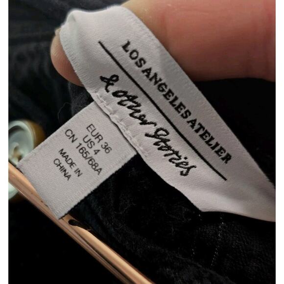 & Other Stories Skirt Womens 4 Small Black Corduroy Mini Asymmetric Angeles - Picture 3 of 10